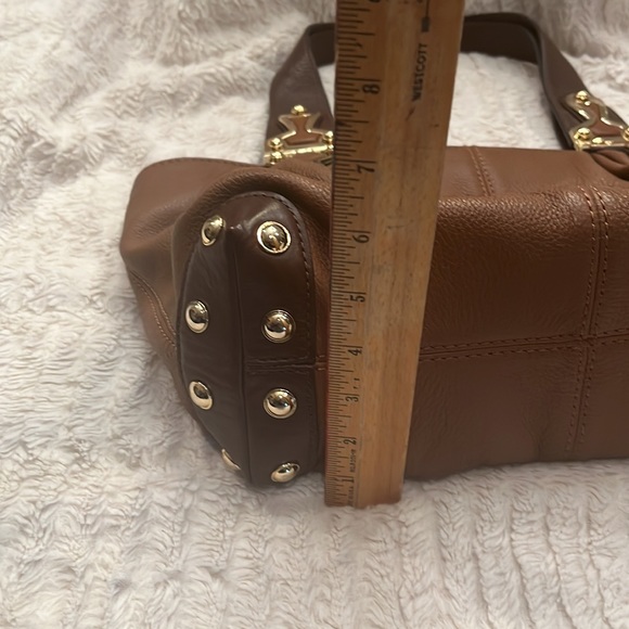 Michael Kors Purse - Picture 7 of 7